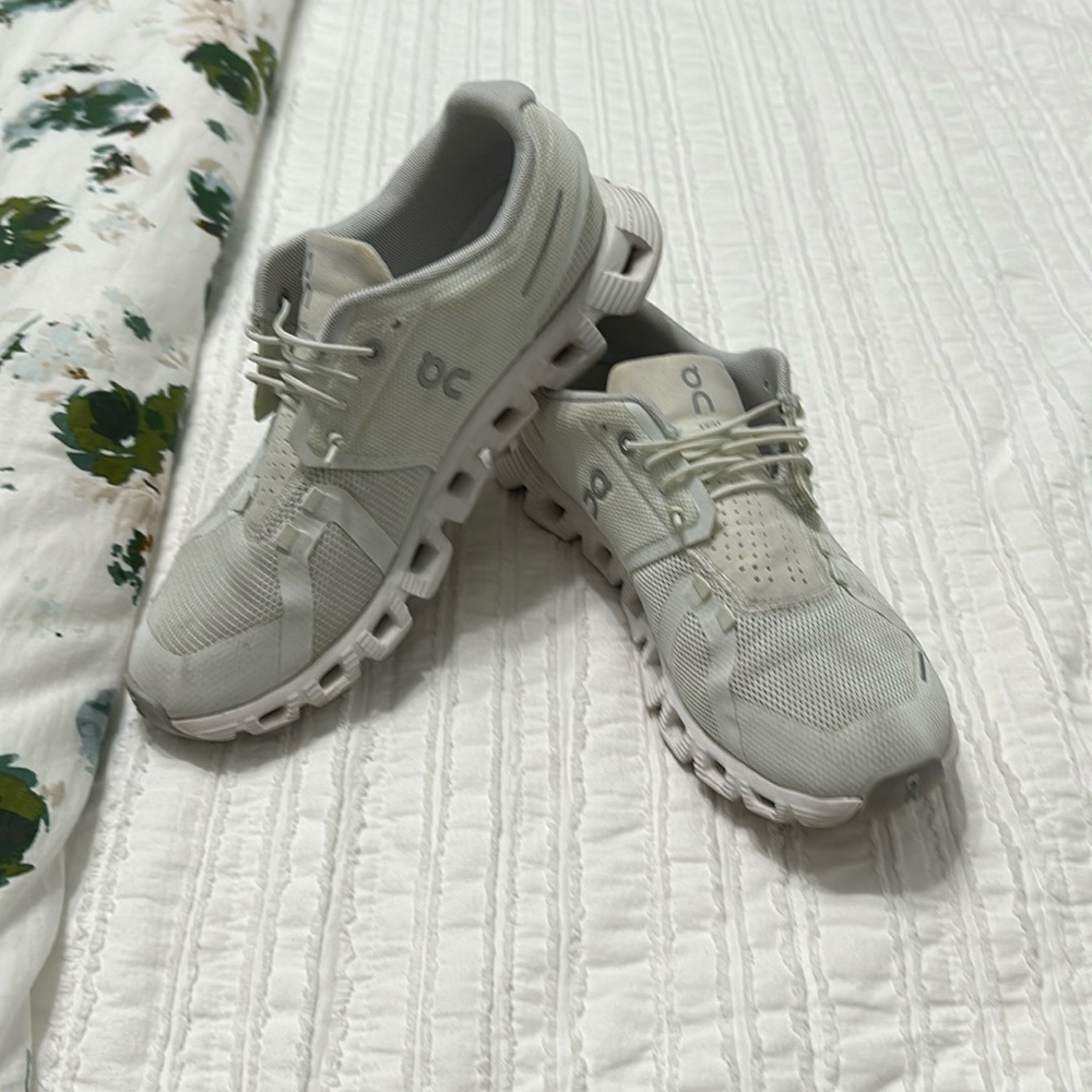 On Cloud 5 Ice/White 8.5M